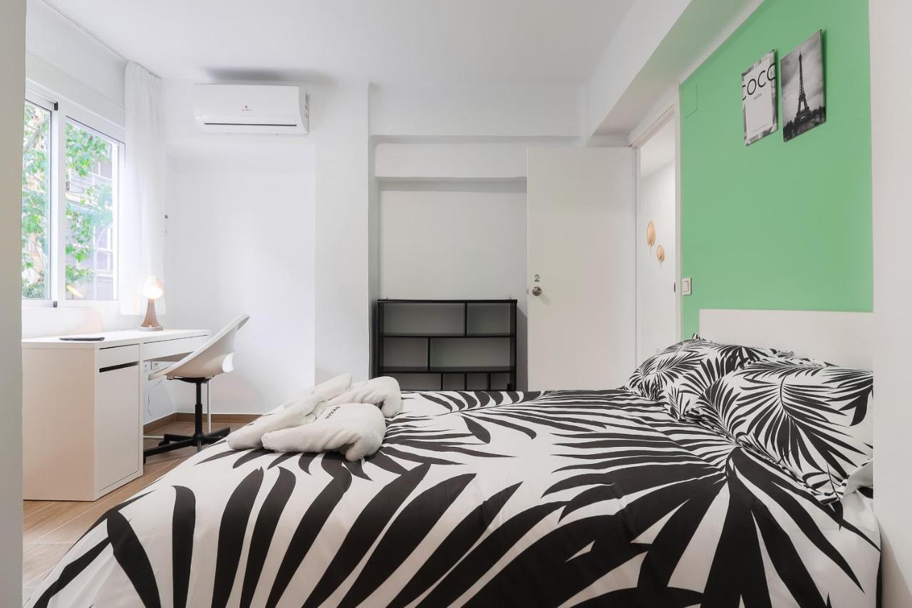 Appartement C29 Beutiful & Shiny 4 Bdrm *