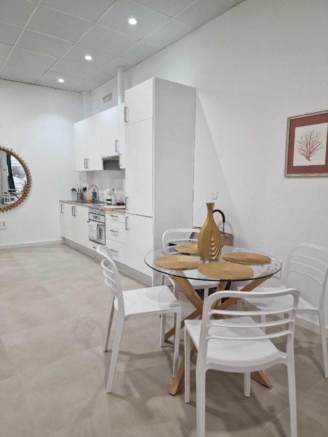 Moderno 4 En Calle Marmoles Appartement Málaga