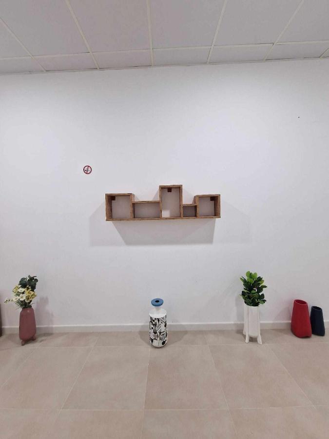 Moderno 4 En Calle Marmoles Appartement