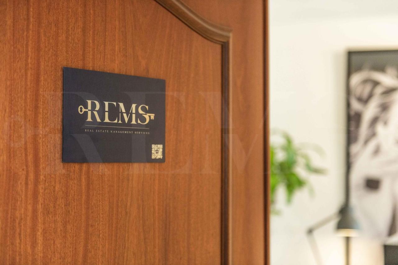 Spacious Next To Plaza De La Merced By Rems *
