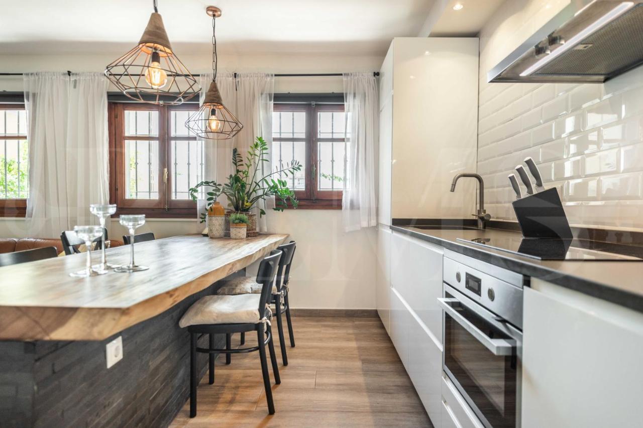 Spacious Next To Plaza De La Merced By Rems *