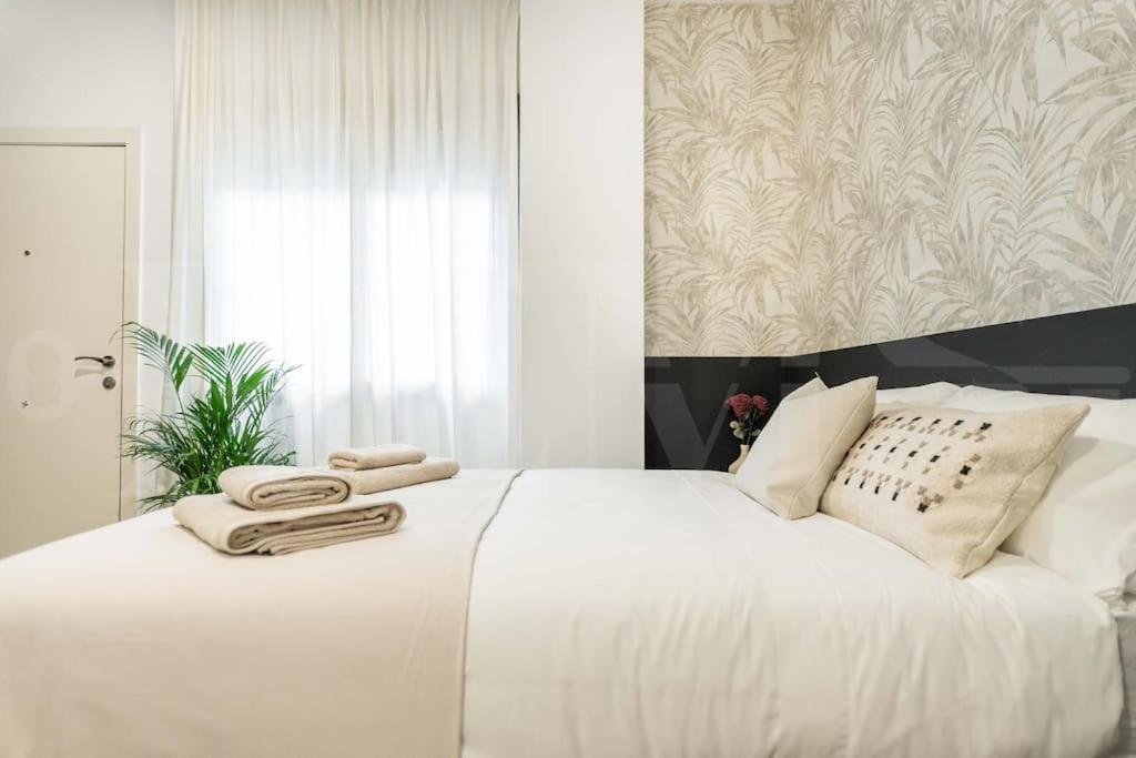 Apartment Chic Intimate In The Heart Of By Rems