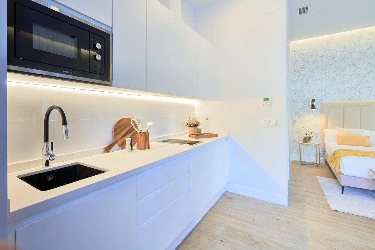 Lofts Parque De Huelin Apartamento *