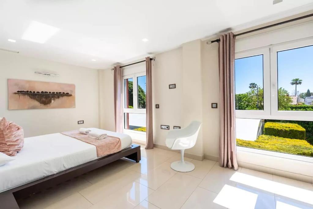 Villa Ohana Luxury With Heated Pool Málaga