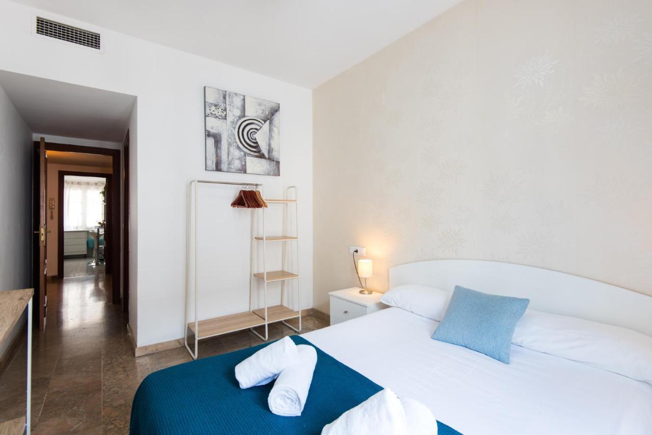 Center 2bed 2b Aircon Wif And Parking Free * Málaga