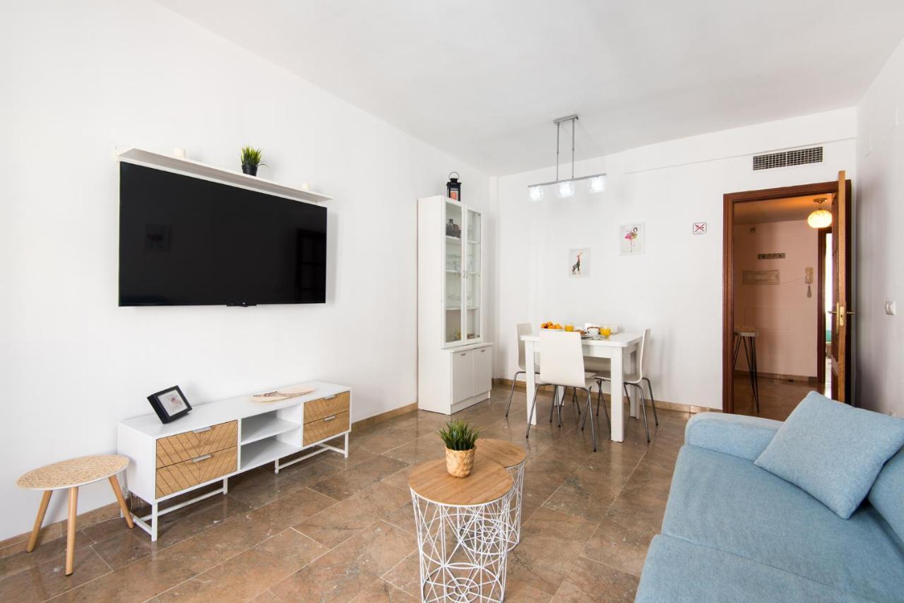 Appartement Center 2bed 2b Aircon Wif And Parking Free