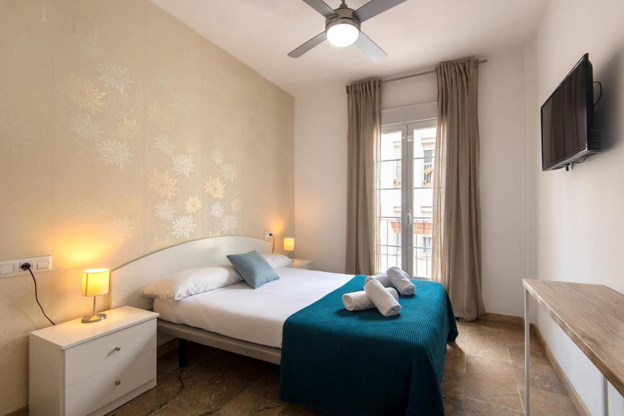 Appartement Center 2bed 2b Aircon Wif And Parking Free *