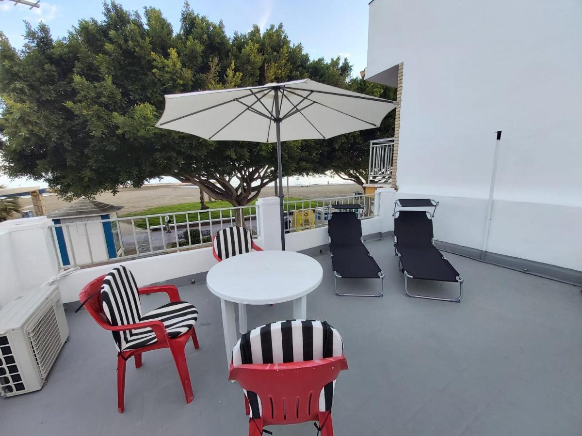 Beachfront House Feriehus Málaga