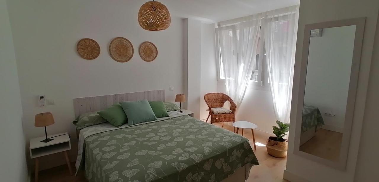 Lägenhet El Palo Cosy, 200 M From The Beach Málaga