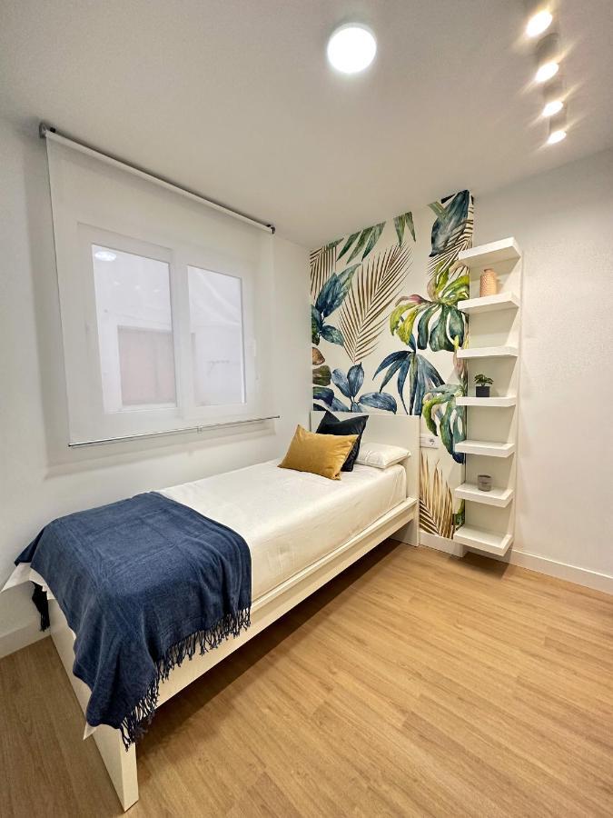Holidays2malaga Lebrija 3 Bedroom & Terrace & Parking & Smart Tv Apartment *