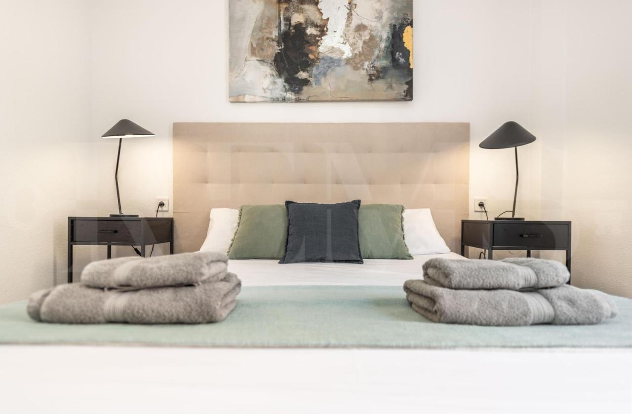 And Spacious With Parking On-site Appartamento Málaga