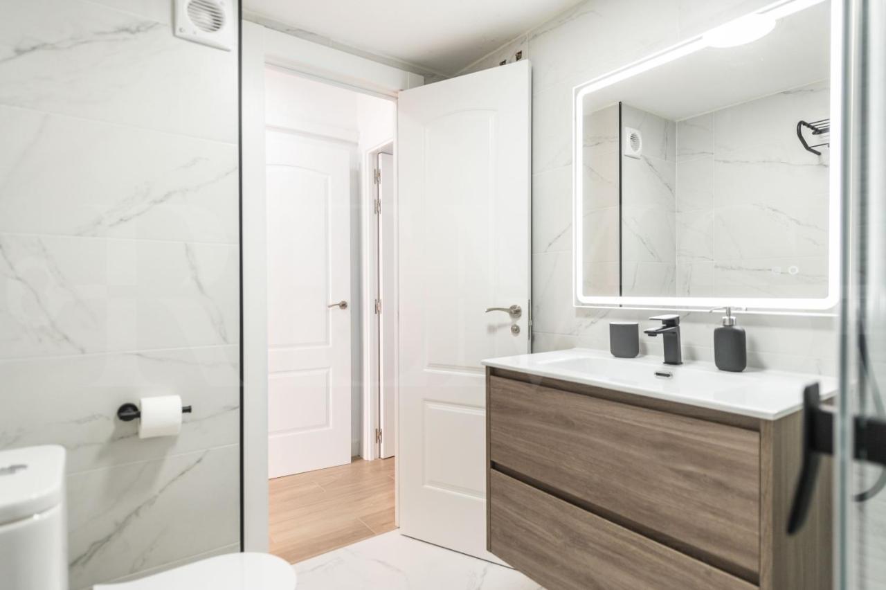 Appartamento And Spacious With Parking On-site *