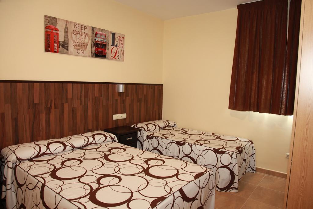 Dona Manuela Guest house 2*