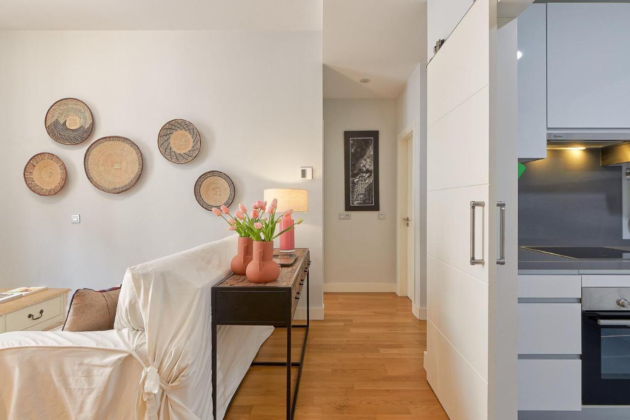Sebastian Souviron In By Solaga Homes Apartamento Málaga