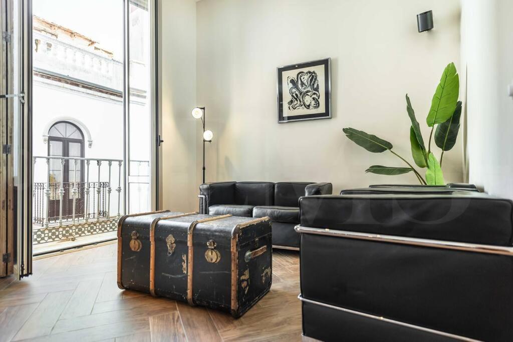 Modern & Spacious - Historic Center By Rems