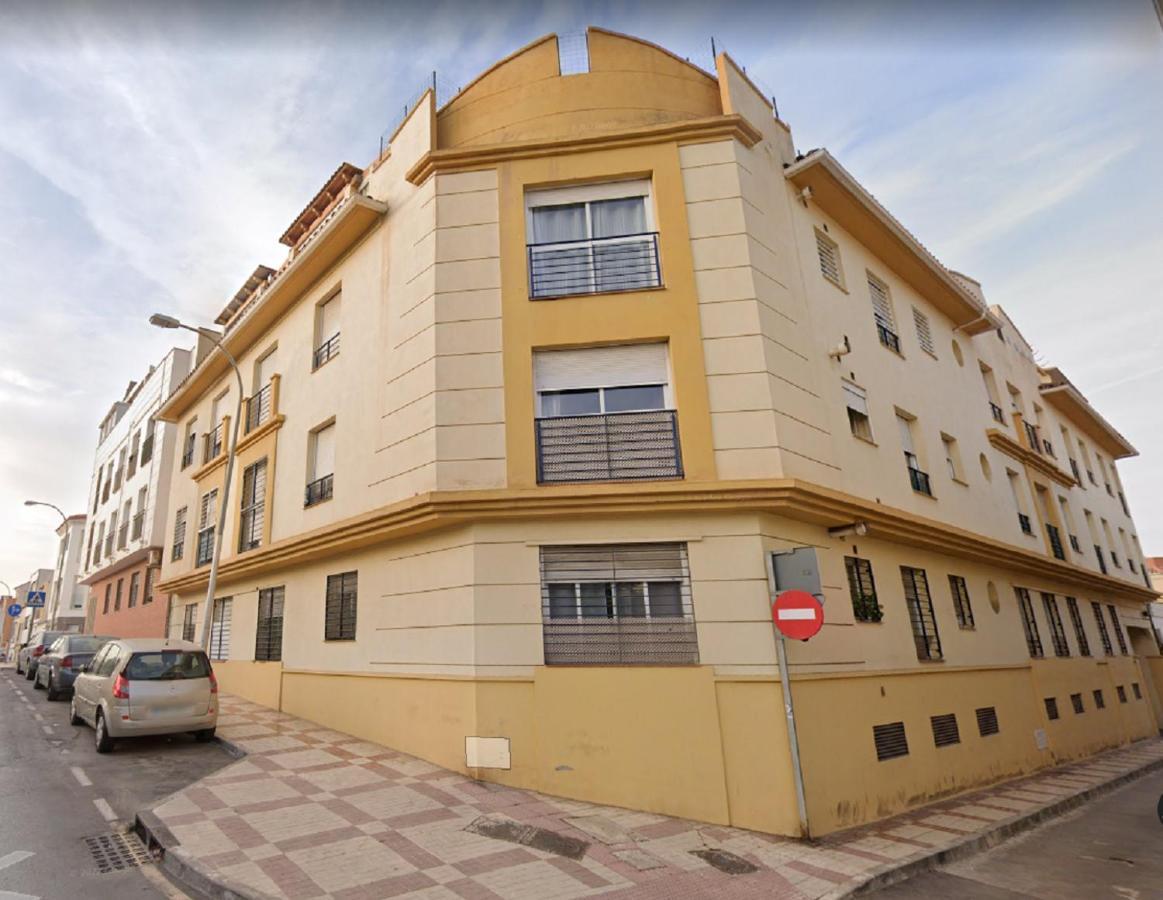 Yellow Duplex Free Parking And Terrace Leilighet *