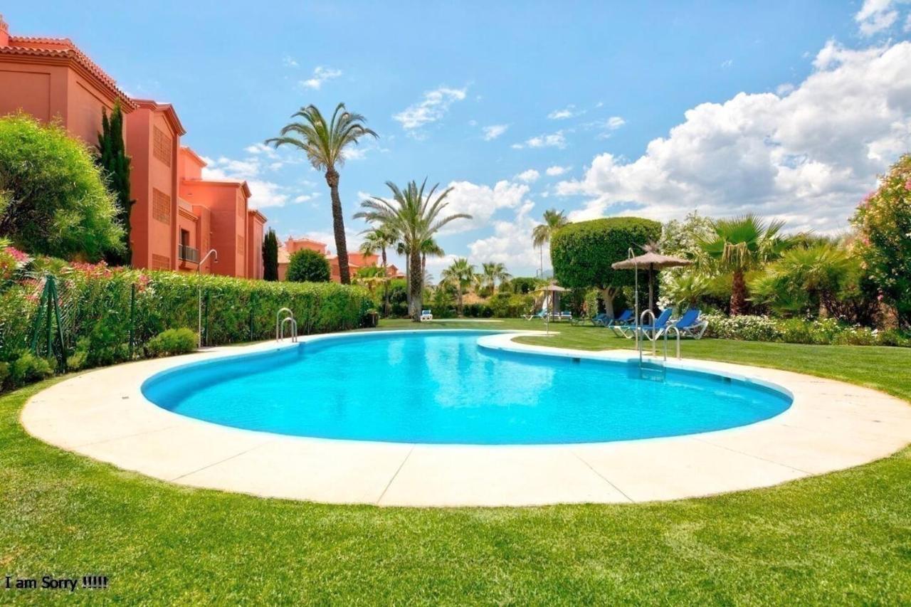Lejlighed Royal 2 /freewifi,sharedpool,freeparking *