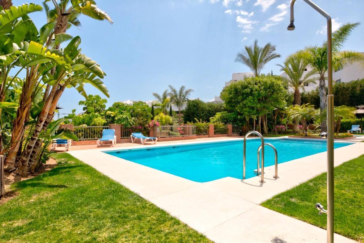 Apartamento Royal W/shared Pool, Terrace &a/c *