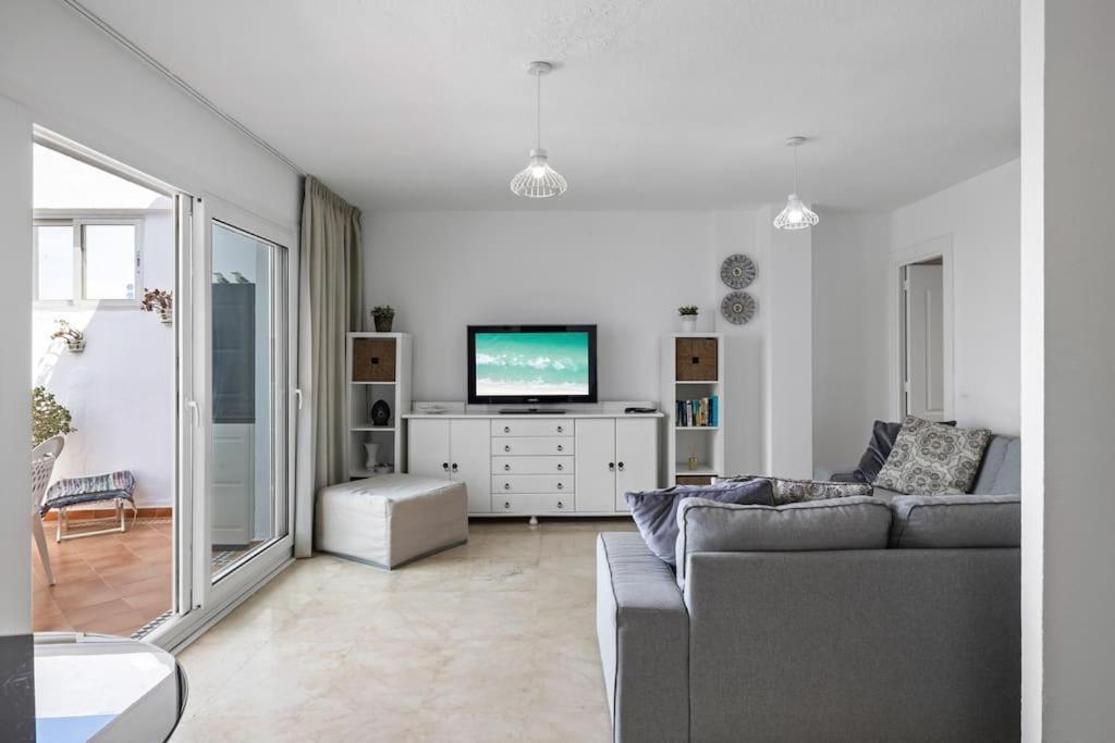 Apartment Sea View At Wyndhams Complex *