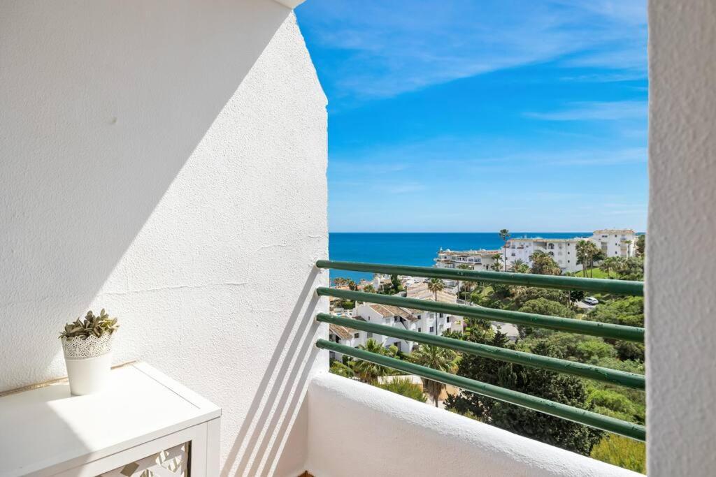 Sea View At Wyndhams Complex Apartment *