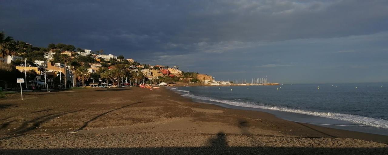 El Palo Cosy, 200 M From The Beach * Málaga