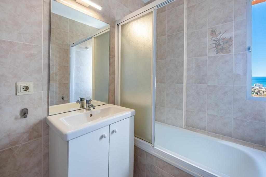 Benalmadena With Wonderful Views Apartment