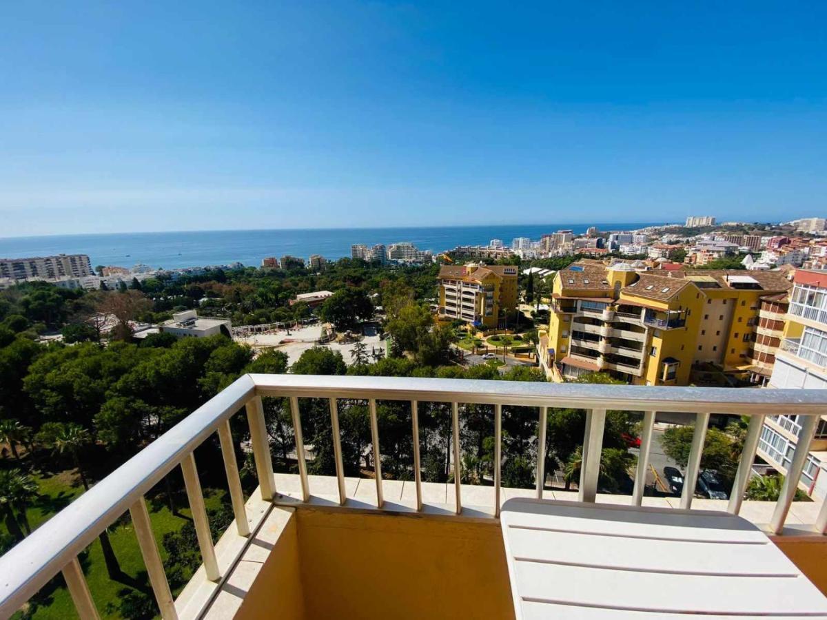 Benalmadena With Wonderful Views Leilighet Málaga