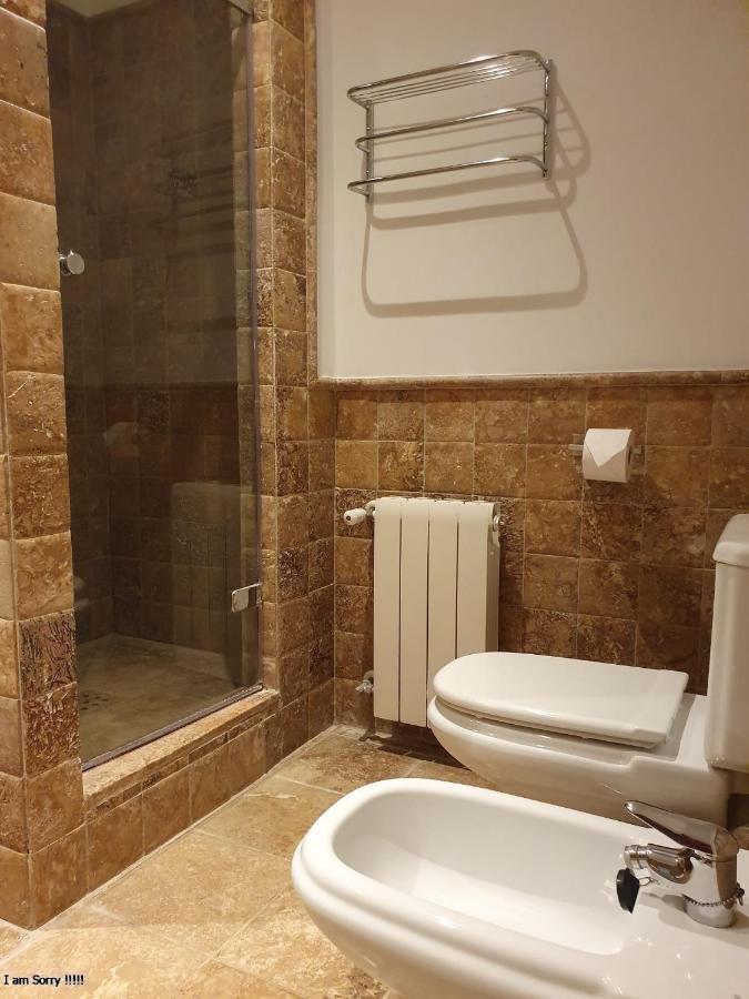 Royal 2 /freewifi,sharedpool,freeparking Appartement Málaga