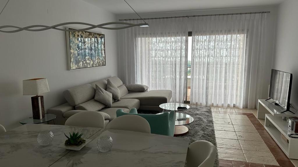 Royal 2 /freewifi,sharedpool,freeparking * Málaga