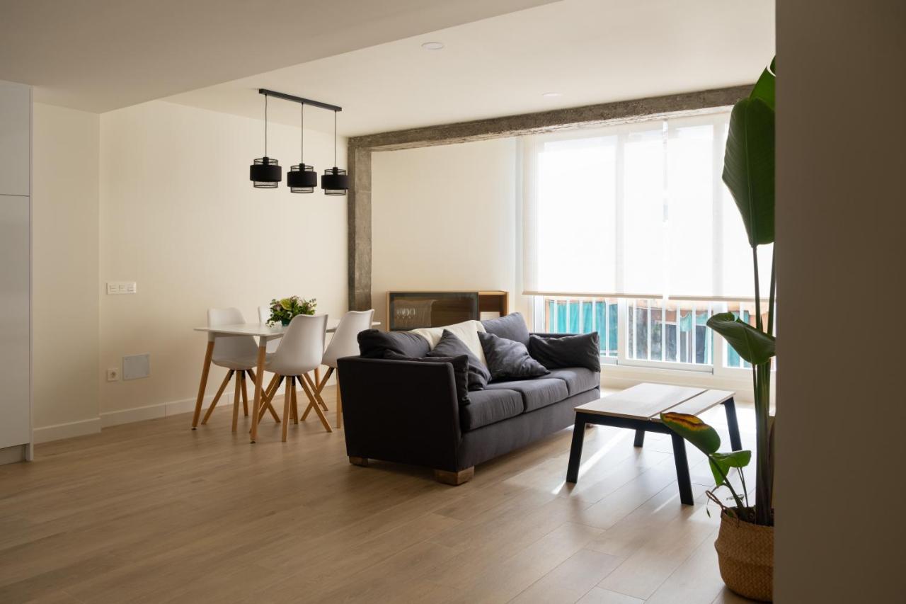 Victoria's Modern And Cosy 2 Bedroom