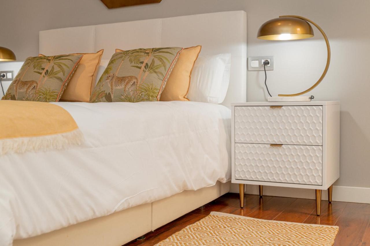 C30 Deluxe Studio With Terrace Into Cathedral Square * Malaga