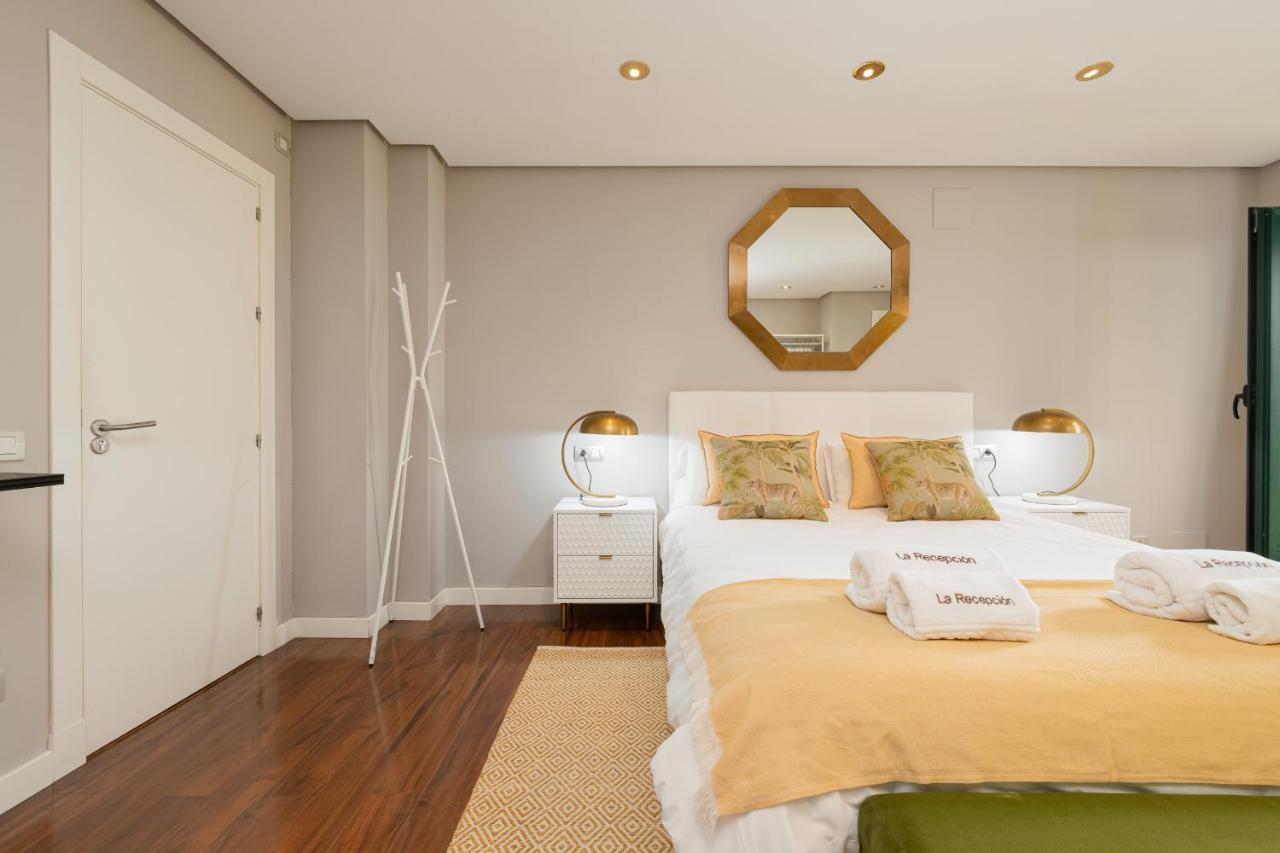C30 Deluxe Studio With Terrace Into Cathedral Square * Malaga