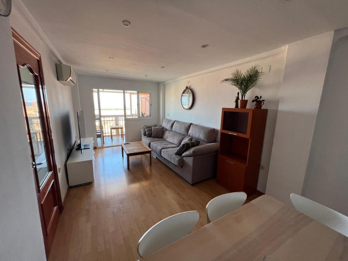 Apartment 3 Bedrooms With The Sea View