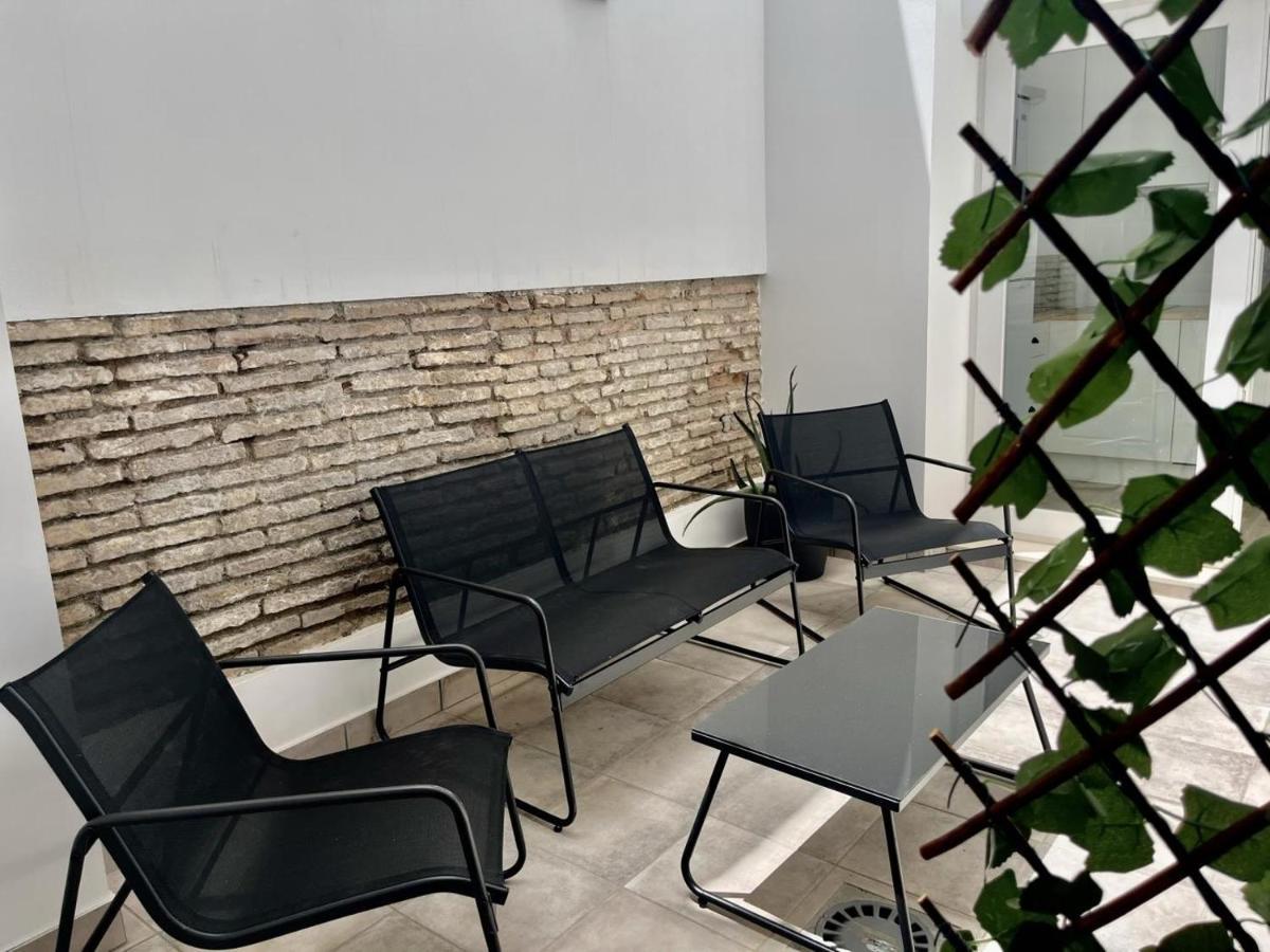 Cd-p Loft, New Charming Loft With Private Patio, Center, Quite Neighborhood Apartamento