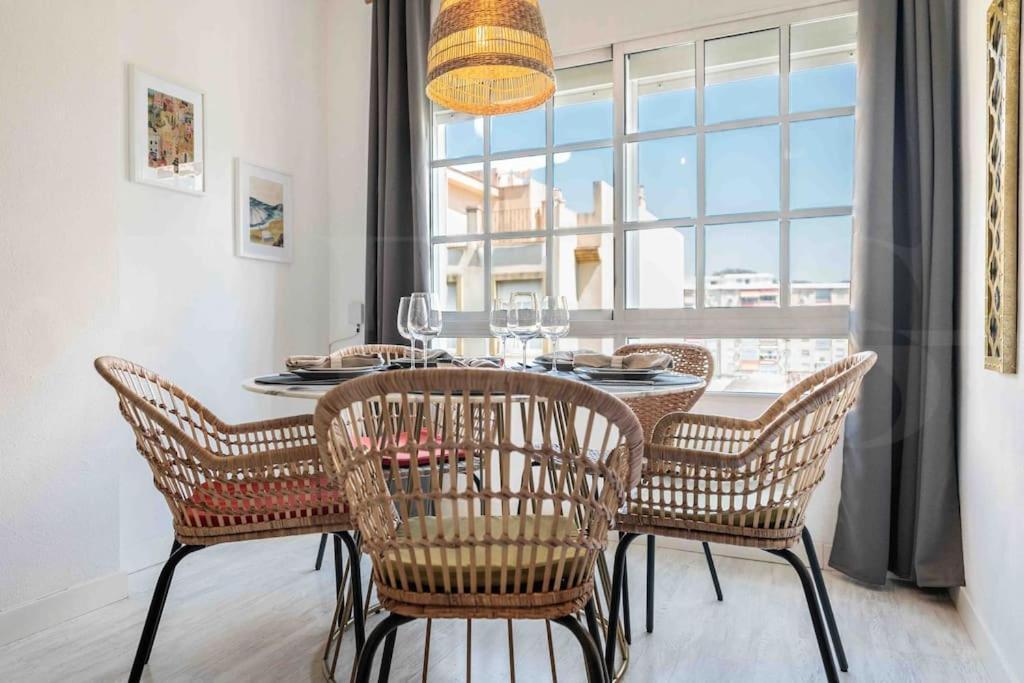 Spacious & Authentic By Rems Lejlighed