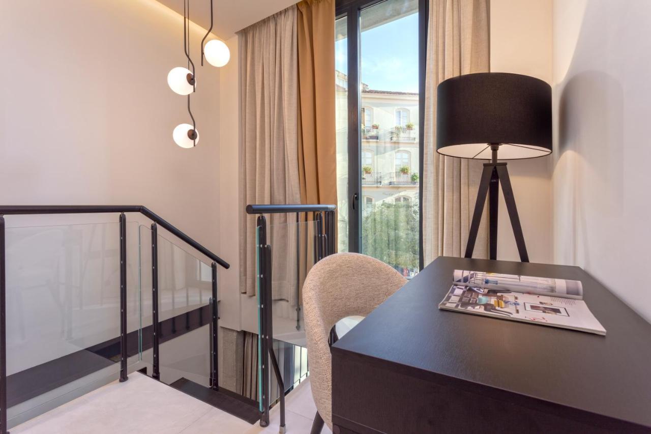 Magnificent Renovated 2bd 2bth Duplex With Backyard - Centre Apartment Malaga