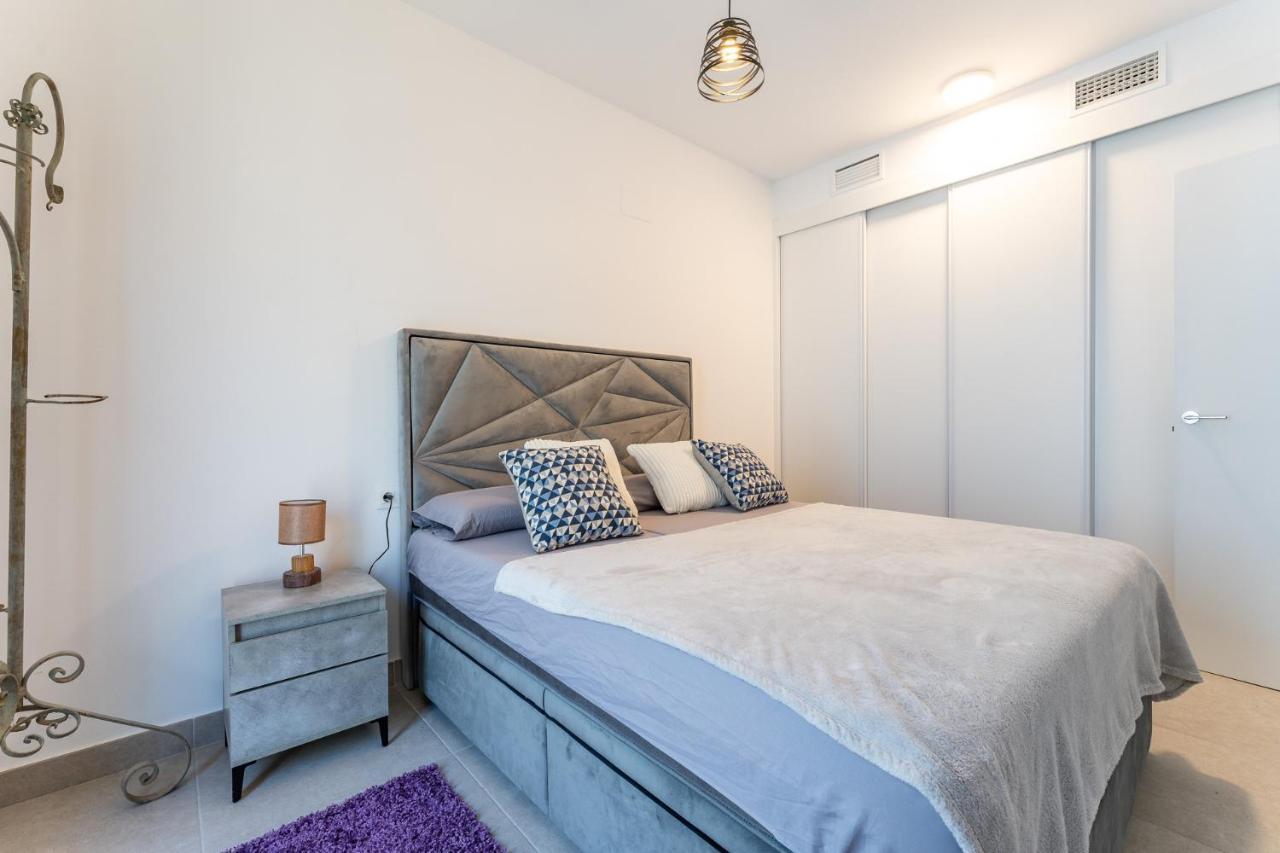 Lägenhet Malagasuite Duplex Con Parking Málaga