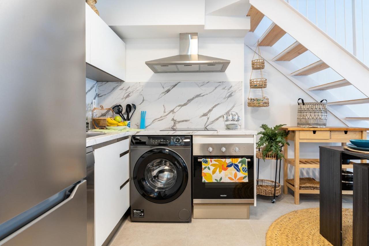 Malagasuite Duplex Con Parking Lägenhet Málaga