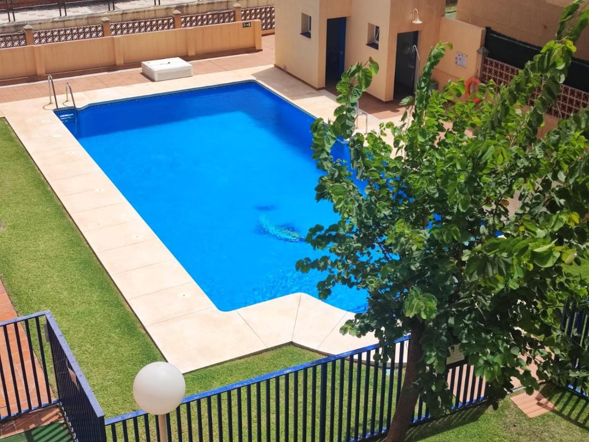Casa Playa Guadalmar, Beautiful In Front Of The Sea, Wifi, Ac, Smart Tv, Private Parking Appartamento Málaga