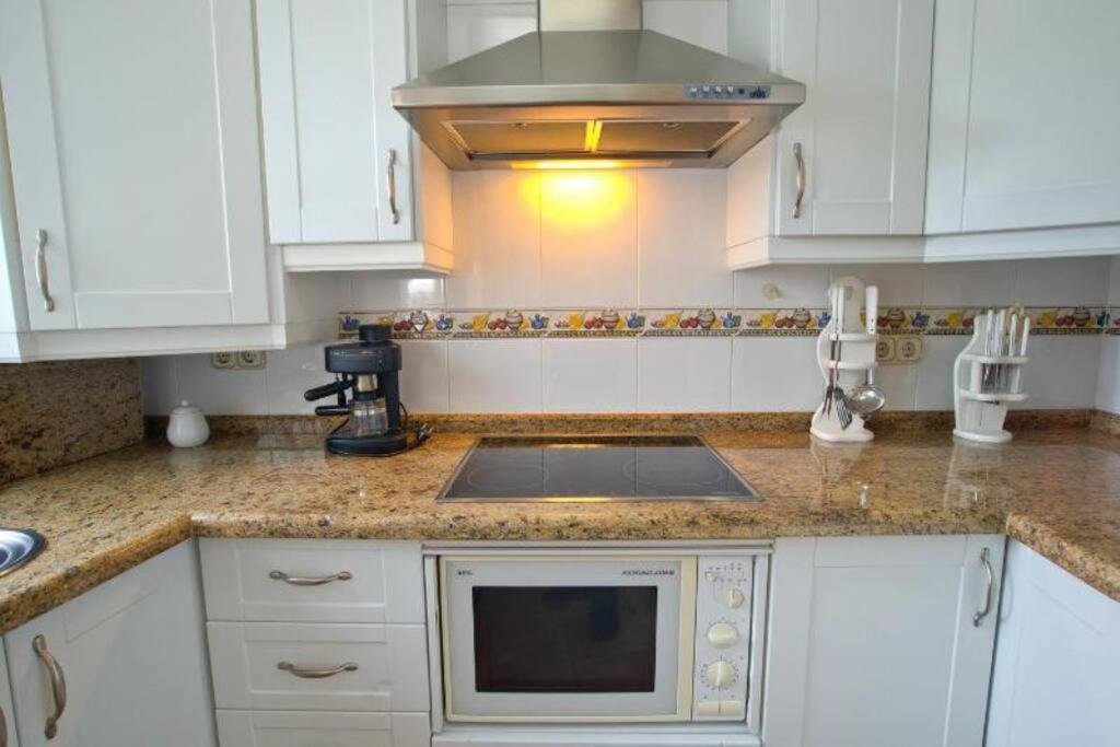 Cozy Penthouse Center, Car Park Included-caspal * Malaga