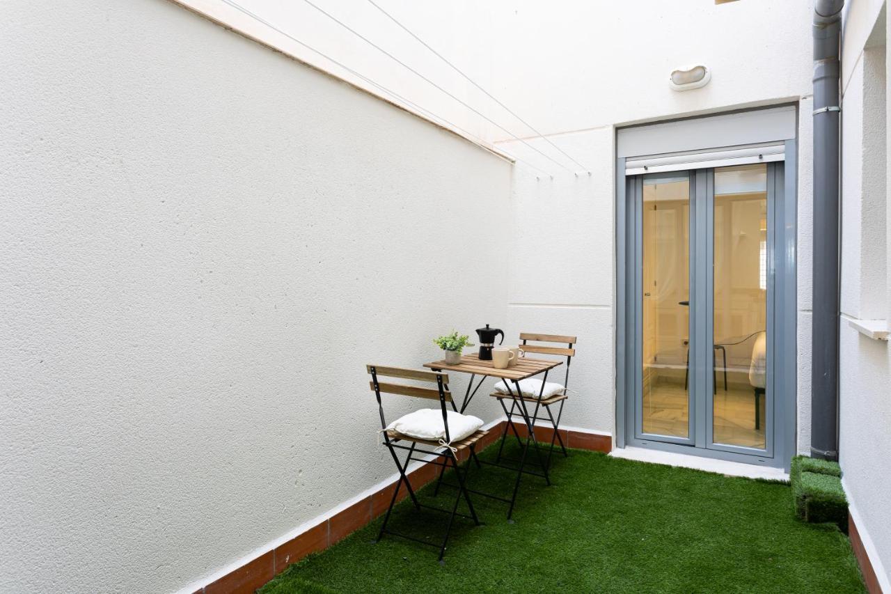 Holidays2malaga Olletas 2 Bedrooms & 2 Bathrooms With Patio Málaga
