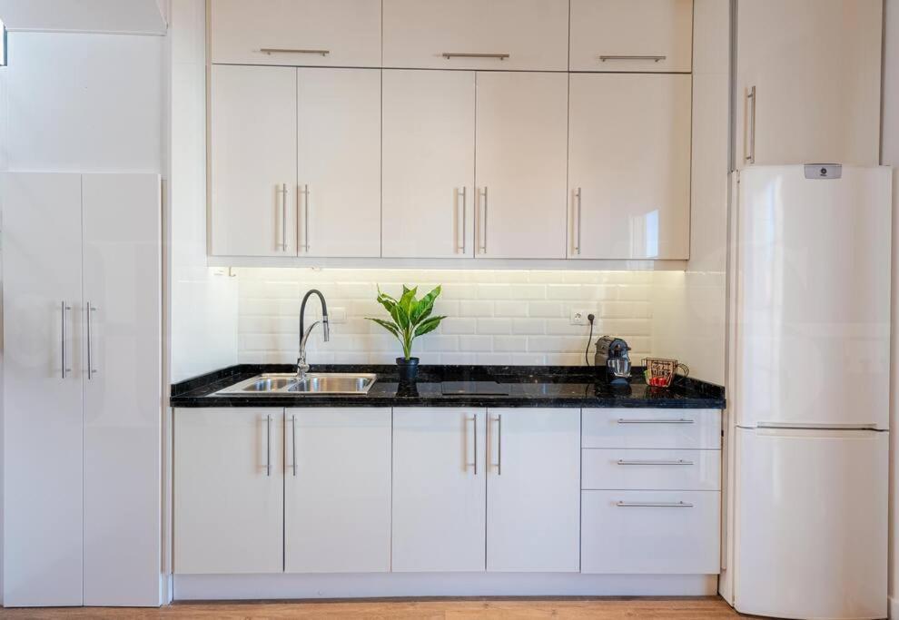 Penthouse With Private Jacuzzi & Rooftop - Center By Rems Apartamento Málaga
