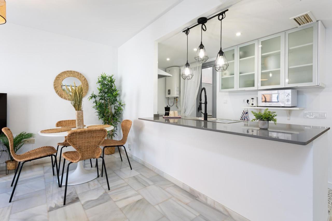 Apartamento Holidays2malaga Olletas 2 Bedrooms & 2 Bathrooms With Patio Málaga