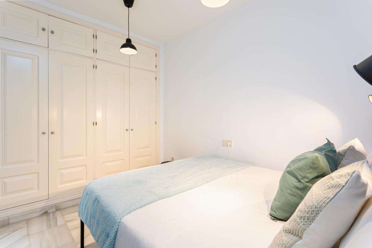Holidays2malaga Olletas 2 Bedrooms & 2 Bathrooms With Patio Málaga