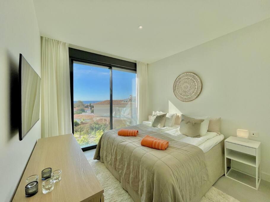 Apartamento Santa Barbara Heights - Heated Pool, Gym, Bbq. Málaga