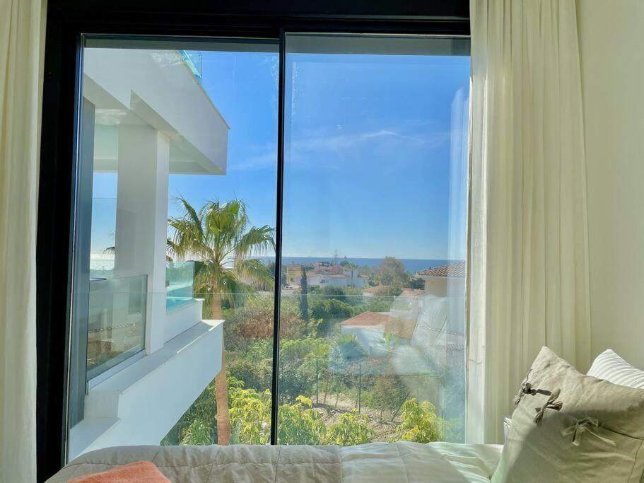 Apartamento Santa Barbara Heights - Heated Pool, Gym, Bbq. *