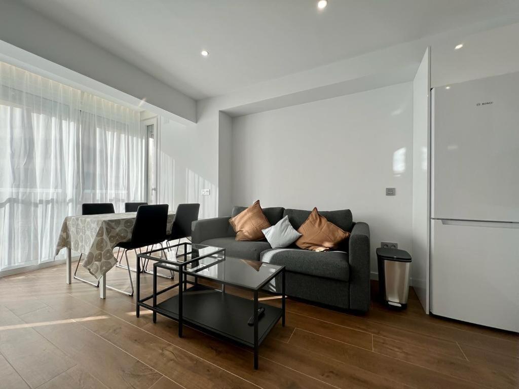 Malagueta 1 Linea De Playa Apartamento