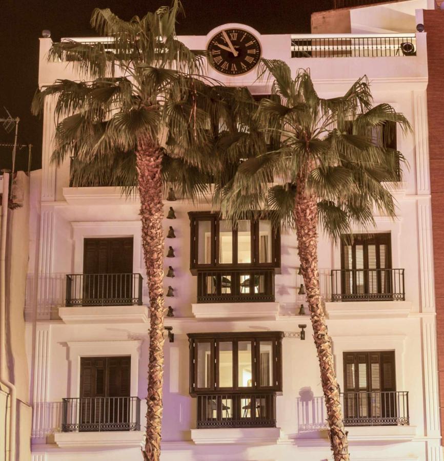 Apart-hotel The Clock House Luxury Urban *