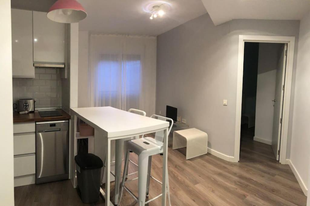 Luminoso Con Garaje En El Centro Appartement Málaga