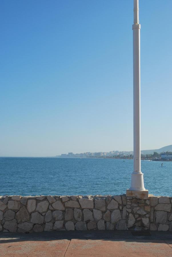 Ventana Al Mar En Málaga